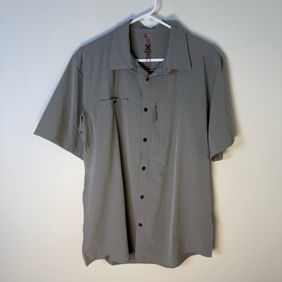Vertx Flagstaff Tactical Short Sleeve Button Up Shirt NWT Size Medium - Picture 1 of 11